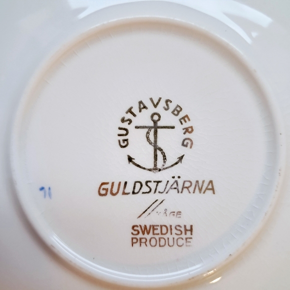 Vintage 1940-1970 Gustavsberg GuldstElegant Blue and White Teacup and Saucer Set - Picture 8 of 10